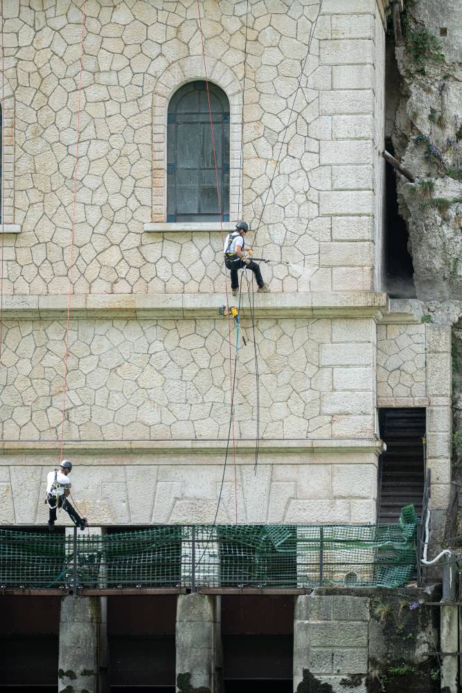 Squadra su corda — durante
